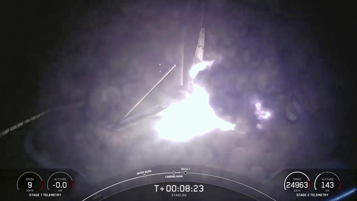 SpaceX Falcon 9 may resume flights while FAA probe underway