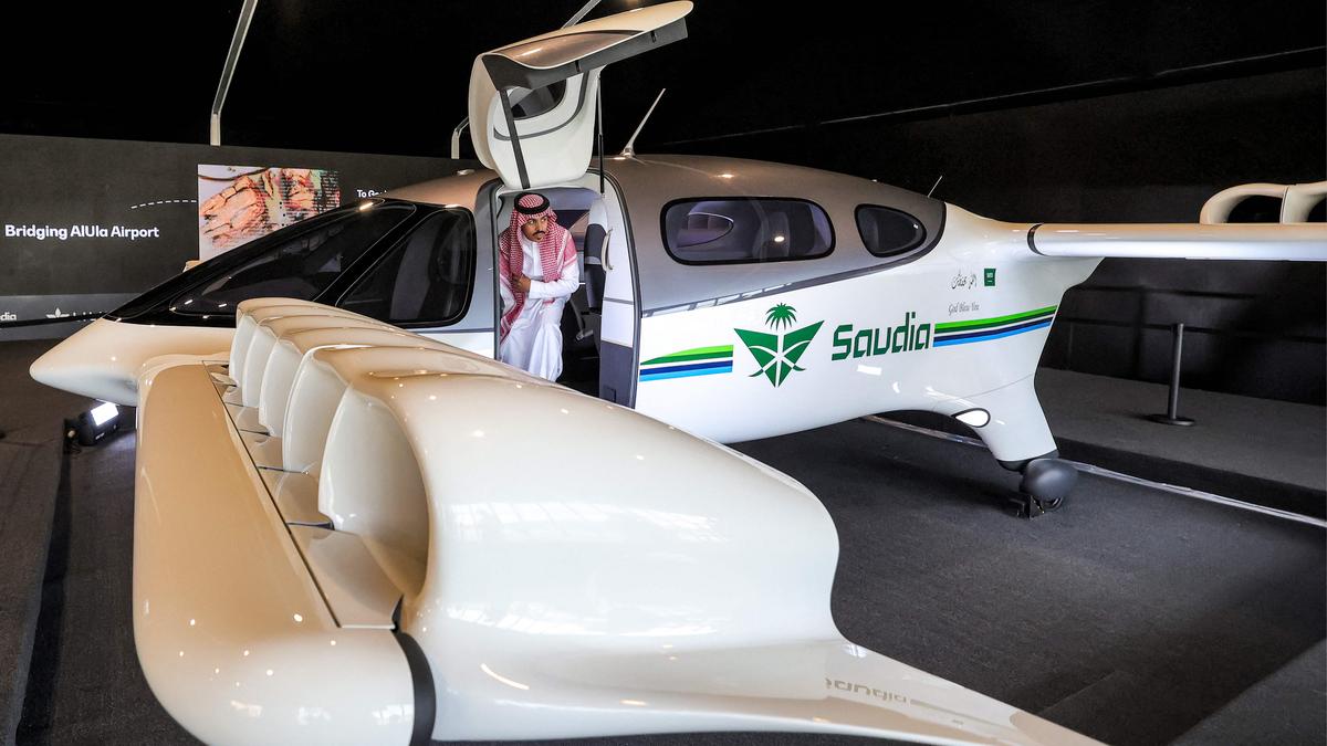 Saudi Arabia eyes electric jets to reach Mecca, new resorts