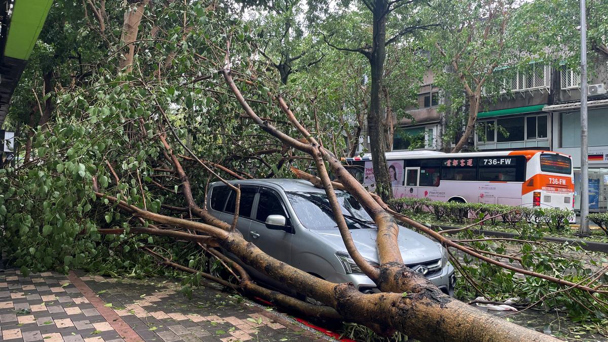 Typhoon Kong-Rey weakens as tropical storm; expected to affect Shanghai, parts of Zhejiang, Jiangsu provinces