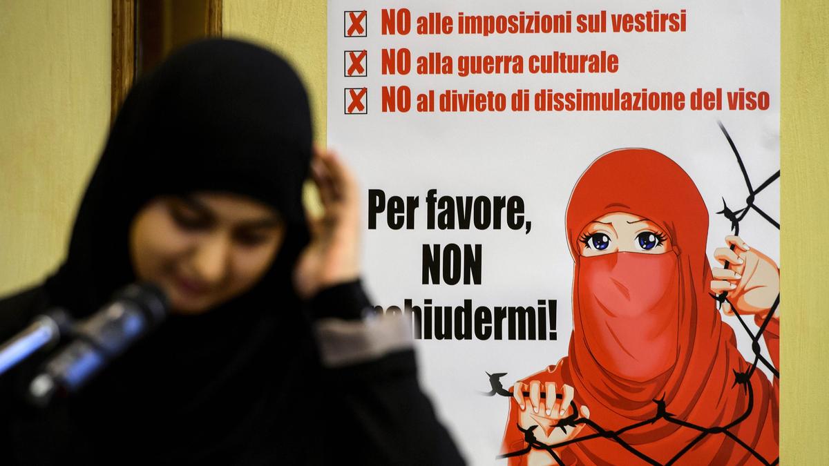 Swiss 'burqa ban' to take effect from 2025